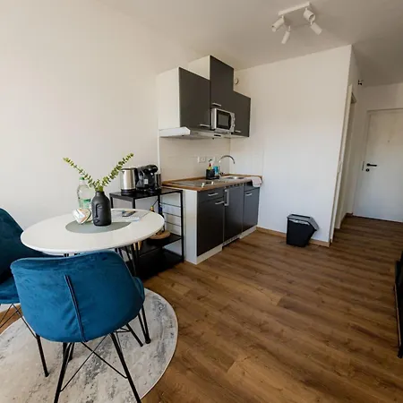 Come4stay - Holzheim 126 - Parkplatz By Interhome פסאו