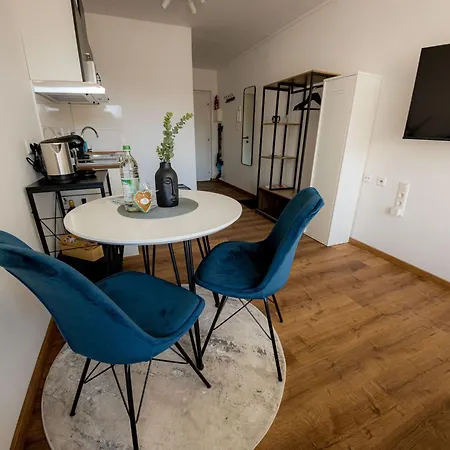 Come4stay - Holzheim 126 - Parkplatz By Interhome דירה *