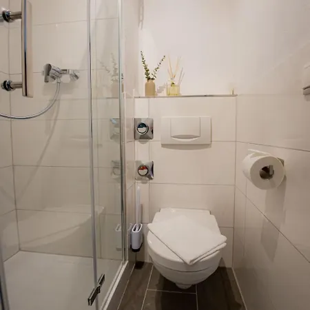 דירה Come4stay - Holzheim 126 - Parkplatz By Interhome פסאו