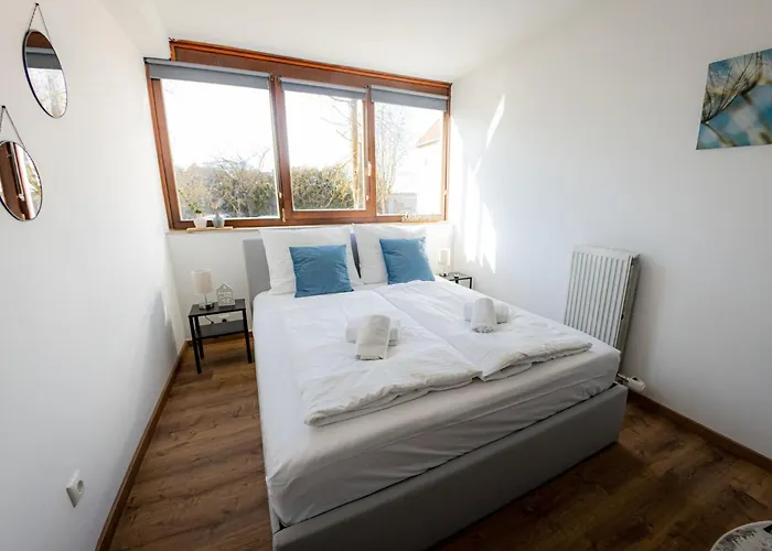 Apartament Come4stay - Holzheim 126 - Parkplatz By Interhome